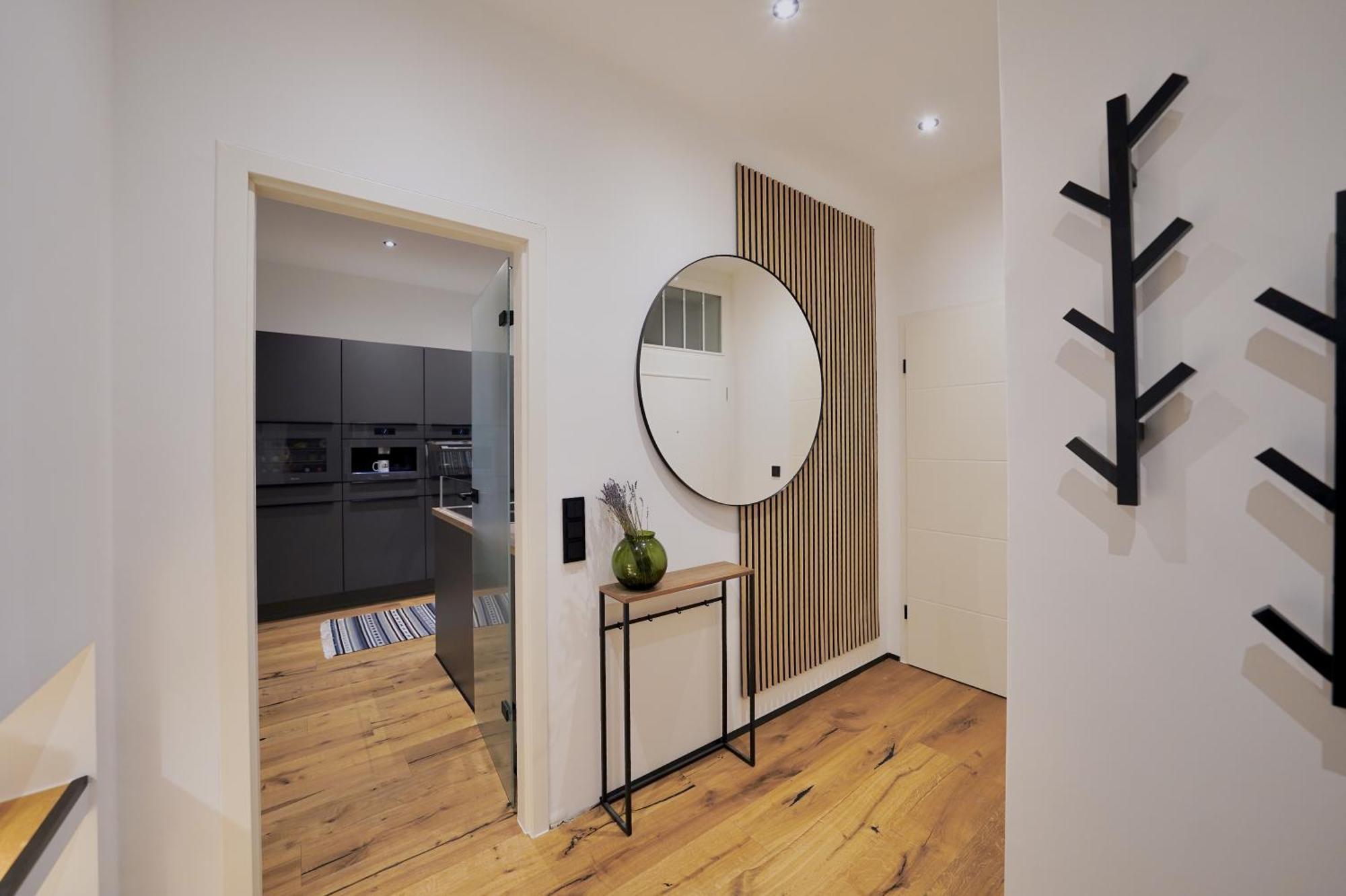 Edler Wohnraum Luxurioeses Stadtstudio Mit Balkon, Kaffeevollautomat & Klima Zwickau Esterno foto