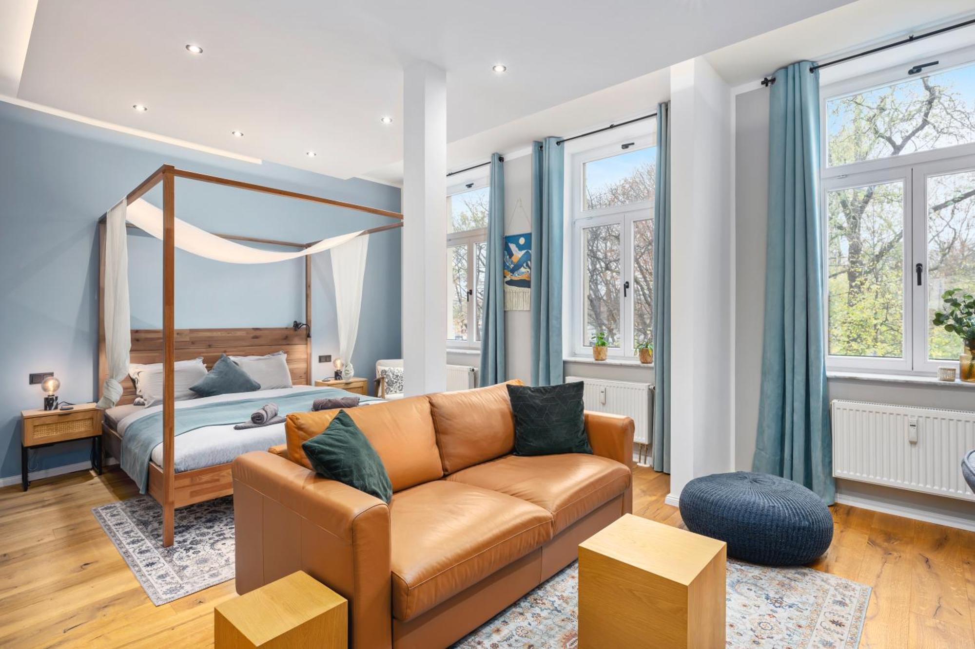 Edler Wohnraum Luxurioeses Stadtstudio Mit Balkon, Kaffeevollautomat & Klima Zwickau Esterno foto